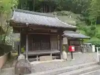 願王尊の本殿・本堂