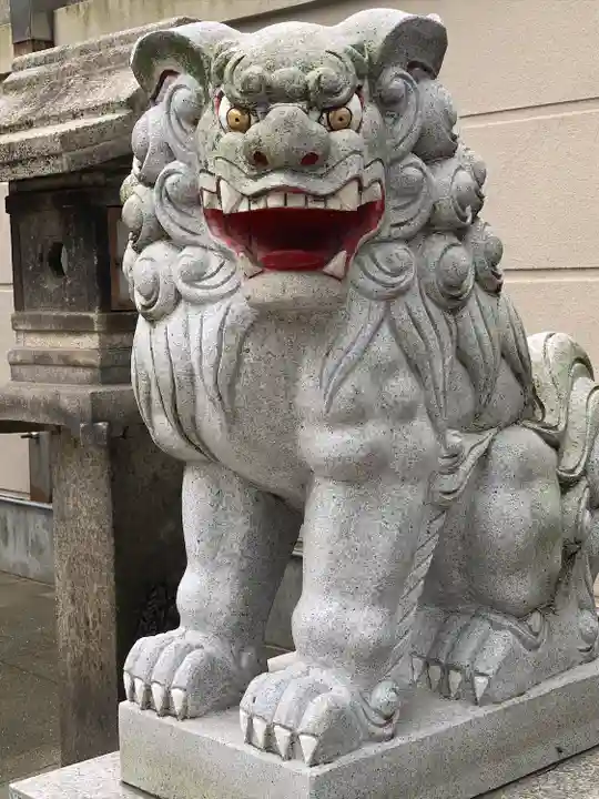 難波神社の狛犬