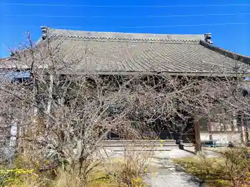 亀京寺の本殿・本堂