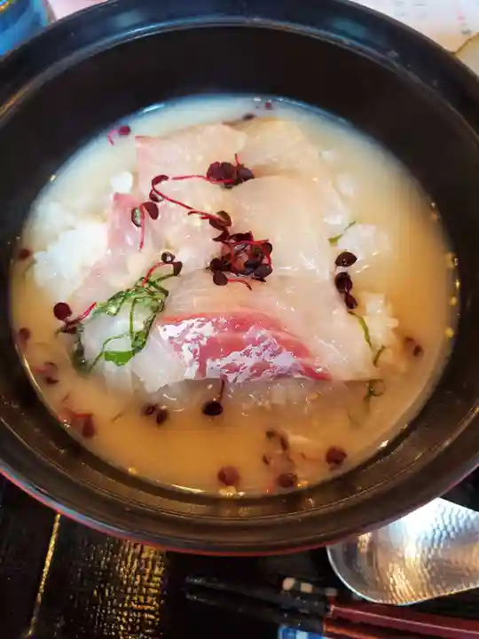 福徳神社(芽吹稲荷)の食事