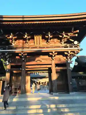 宮地嶽神社の山門・神門