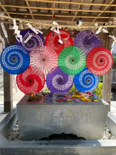 金蛇水神社の{uncategorized: "未分類", other: "その他", undefined: "問題あり", building: "その他建物", grave: "お墓", sacred_gate: "鳥居", guardian: "狛犬", statue: "像", buddha: "仏像", history: "歴史", nature: "自然", garden: "庭園", animal: "動物", pagoda: "塔", temizu: "手水舎", mountain_gate: "山門・神門", sanctuary: "本殿・本堂", subordinate: "末社・摂社", art: "芸術", scenery: "景色", jizo: "地蔵", ema: "絵馬", goshuin: "御朱印", omikuji: "おみくじ", items: "授与品その他", amulet: "お守り", goshuincho: "御朱印帳", eats: "食事", festival: "お祭り", votive_dance: "神楽", shichigosan: "七五三参", wedding: "結婚式", experience: "体験その他", initially: "初詣", around: "周辺", anti_infection: "感染症対策"}