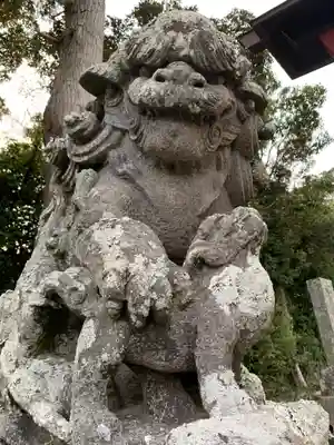 久保神社の狛犬