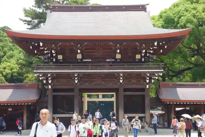 明治神宮の山門・神門