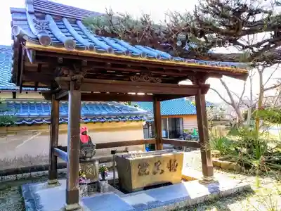 善導寺の手水舎