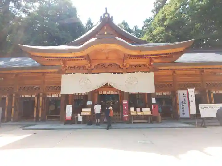 穂高神社本宮の本殿・本堂