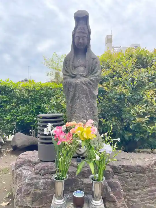 寶蔵院の{uncategorized: "未分類", other: "その他", undefined: "問題あり", building: "その他建物", grave: "お墓", sacred_gate: "鳥居", guardian: "狛犬", statue: "像", buddha: "仏像", history: "歴史", nature: "自然", garden: "庭園", animal: "動物", pagoda: "塔", temizu: "手水舎", mountain_gate: "山門・神門", sanctuary: "本殿・本堂", subordinate: "末社・摂社", art: "芸術", scenery: "景色", jizo: "地蔵", ema: "絵馬", goshuin: "御朱印", omikuji: "おみくじ", items: "授与品その他", amulet: "お守り", goshuincho: "御朱印帳", eats: "食事", festival: "お祭り", votive_dance: "神楽", shichigosan: "七五三参", wedding: "結婚式", experience: "体験その他", initially: "初詣", around: "周辺", anti_infection: "感染症対策"}