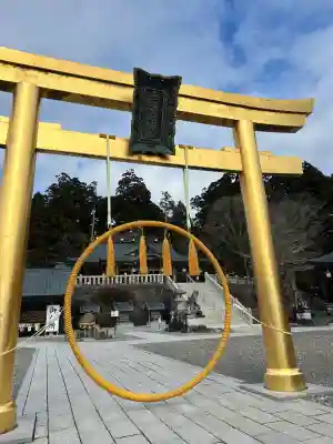 秋葉山本宮 秋葉神社 上社の{uncategorized: "未分類", other: "その他", undefined: "問題あり", building: "その他建物", grave: "お墓", sacred_gate: "鳥居", guardian: "狛犬", statue: "像", buddha: "仏像", history: "歴史", nature: "自然", garden: "庭園", animal: "動物", pagoda: "塔", temizu: "手水舎", mountain_gate: "山門・神門", sanctuary: "本殿・本堂", subordinate: "末社・摂社", art: "芸術", scenery: "景色", jizo: "地蔵", ema: "絵馬", goshuin: "御朱印", omikuji: "おみくじ", items: "授与品その他", amulet: "お守り", goshuincho: "御朱印帳", eats: "食事", festival: "お祭り", votive_dance: "神楽", shichigosan: "七五三参", wedding: "結婚式", experience: "体験その他", initially: "初詣", around: "周辺", anti_infection: "感染症対策"}