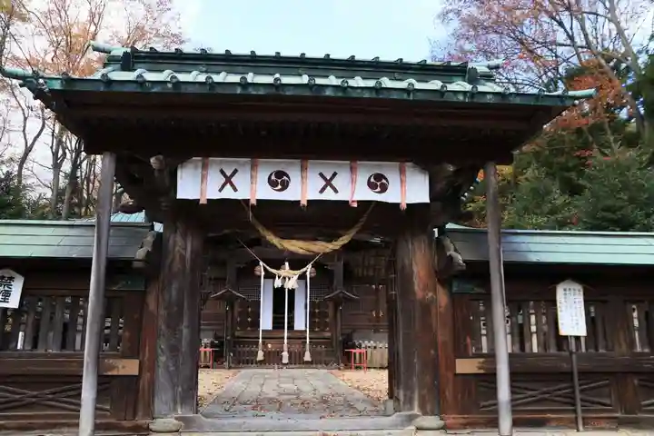 二本松神社の山門・神門