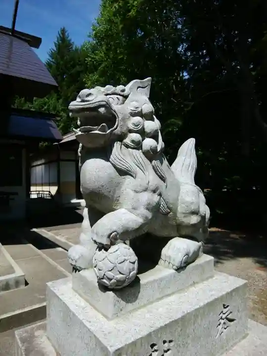 足寄神社の狛犬