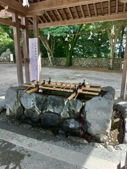 砥鹿神社(里宮)の手水舎