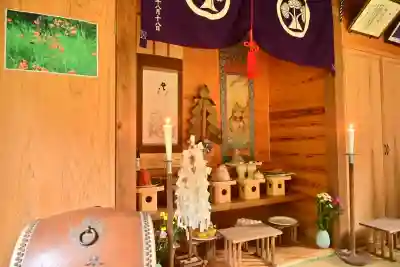 郡殿の池弁財天社(新潟県)