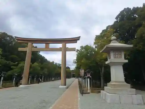橿原神宮の{uncategorized: "未分類", other: "その他", undefined: "問題あり", building: "その他建物", grave: "お墓", sacred_gate: "鳥居", guardian: "狛犬", statue: "像", buddha: "仏像", history: "歴史", nature: "自然", garden: "庭園", animal: "動物", pagoda: "塔", temizu: "手水舎", mountain_gate: "山門・神門", sanctuary: "本殿・本堂", subordinate: "末社・摂社", art: "芸術", scenery: "景色", jizo: "地蔵", ema: "絵馬", goshuin: "御朱印", omikuji: "おみくじ", items: "授与品その他", amulet: "お守り", goshuincho: "御朱印帳", eats: "食事", festival: "お祭り", votive_dance: "神楽", shichigosan: "七五三参", wedding: "結婚式", experience: "体験その他", initially: "初詣", around: "周辺", anti_infection: "感染症対策"}