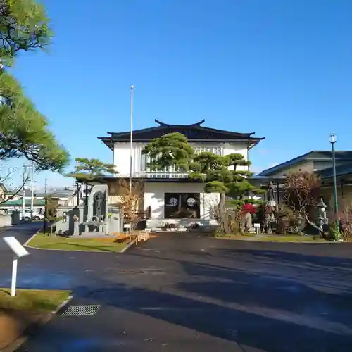 湯川寺 の本殿