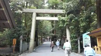 椿大神社の鳥居