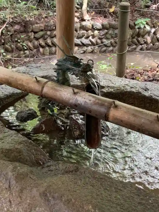 飯野高宮神山神社の手水舎
