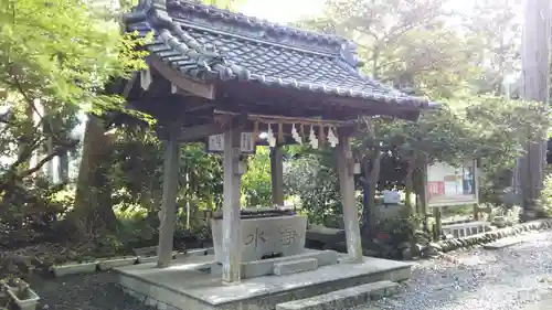 大井神社の手水