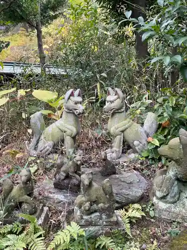 白金氷川神社の像