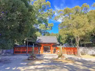 大岡白山神社の山門・神門