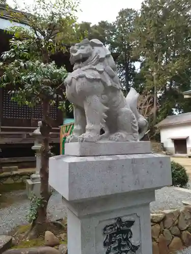 草薙神社の狛犬