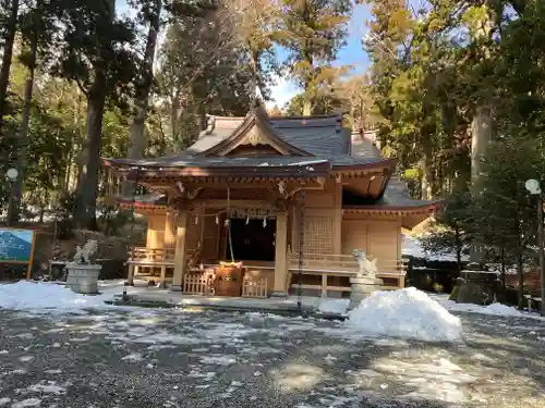 須山浅間神社の本殿