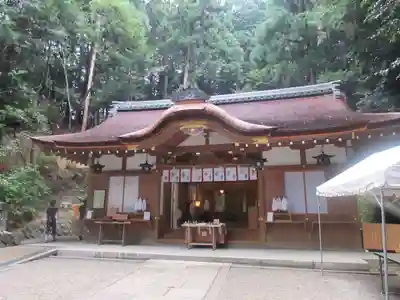 狭井坐大神荒魂神社(狭井神社)の本殿・本堂