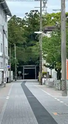 月夜見宮（豊受大神宮別宮）の{uncategorized: "未分類", other: "その他", undefined: "問題あり", building: "その他建物", grave: "お墓", sacred_gate: "鳥居", guardian: "狛犬", statue: "像", buddha: "仏像", history: "歴史", nature: "自然", garden: "庭園", animal: "動物", pagoda: "塔", temizu: "手水舎", mountain_gate: "山門・神門", sanctuary: "本殿・本堂", subordinate: "末社・摂社", art: "芸術", scenery: "景色", jizo: "地蔵", ema: "絵馬", goshuin: "御朱印", omikuji: "おみくじ", items: "授与品その他", amulet: "お守り", goshuincho: "御朱印帳", eats: "食事", festival: "お祭り", votive_dance: "神楽", shichigosan: "七五三参", wedding: "結婚式", experience: "体験その他", initially: "初詣", around: "周辺", anti_infection: "感染症対策"}