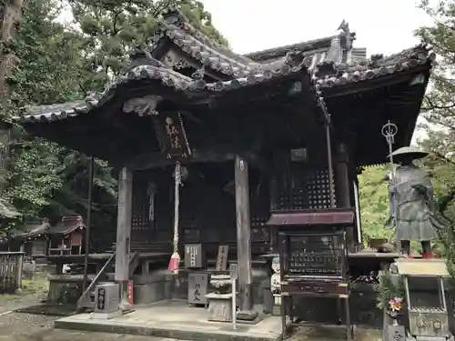 切幡寺の本殿