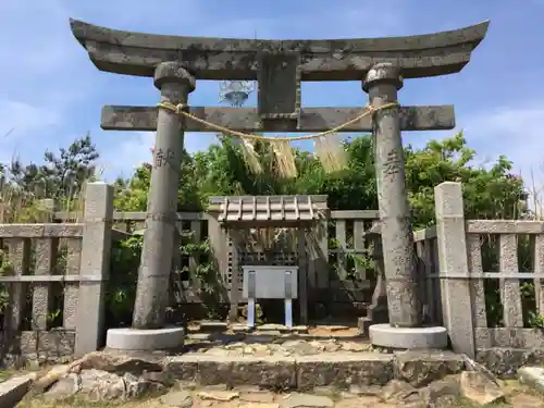 彌彦神社の鳥居