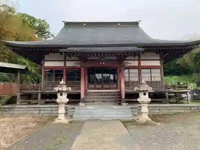 泰行寺の本殿