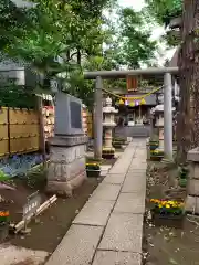 高円寺氷川神社の鳥居