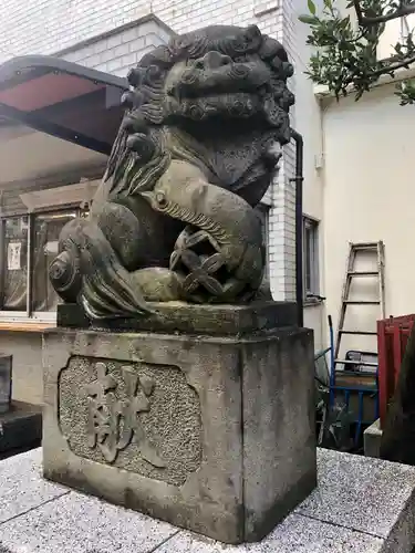 皆中稲荷神社の狛犬