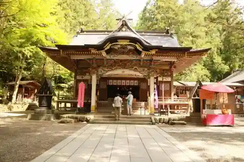 宝登山神社の本殿