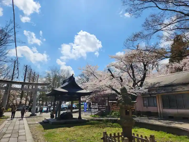 彌高神社(秋田県)