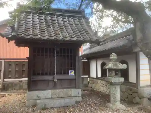 地藏院（寳蔵寺）の末社