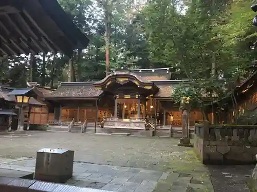 諏訪大社の本殿・本堂