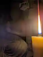 護摩があがる時、本堂は蝋燭に火が灯る