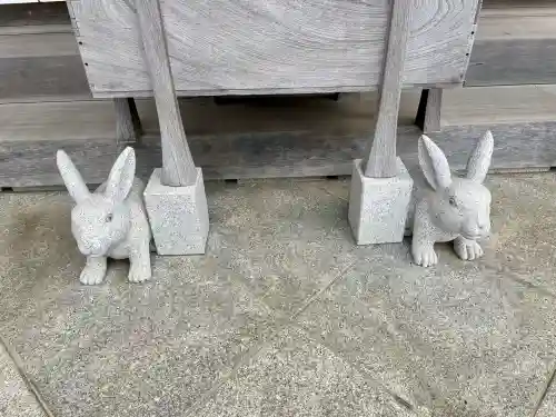 日蓮宗龍口山本龍寺の{uncategorized: "未分類", other: "その他", undefined: "問題あり", building: "その他建物", grave: "お墓", sacred_gate: "鳥居", guardian: "狛犬", statue: "像", buddha: "仏像", history: "歴史", nature: "自然", garden: "庭園", animal: "動物", pagoda: "塔", temizu: "手水舎", mountain_gate: "山門・神門", sanctuary: "本殿・本堂", subordinate: "末社・摂社", art: "芸術", scenery: "景色", jizo: "地蔵", ema: "絵馬", goshuin: "御朱印", omikuji: "おみくじ", items: "授与品その他", amulet: "お守り", goshuincho: "御朱印帳", eats: "食事", festival: "お祭り", votive_dance: "神楽", shichigosan: "七五三参", wedding: "結婚式", experience: "体験その他", initially: "初詣", around: "周辺", anti_infection: "感染症対策"}