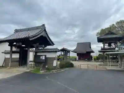常楽寺の{uncategorized: "未分類", other: "その他", undefined: "問題あり", building: "その他建物", grave: "お墓", sacred_gate: "鳥居", guardian: "狛犬", statue: "像", buddha: "仏像", history: "歴史", nature: "自然", garden: "庭園", animal: "動物", pagoda: "塔", temizu: "手水舎", mountain_gate: "山門・神門", sanctuary: "本殿・本堂", subordinate: "末社・摂社", art: "芸術", scenery: "景色", jizo: "地蔵", ema: "絵馬", goshuin: "御朱印", omikuji: "おみくじ", items: "授与品その他", amulet: "お守り", goshuincho: "御朱印帳", eats: "食事", festival: "お祭り", votive_dance: "神楽", shichigosan: "七五三参", wedding: "結婚式", experience: "体験その他", initially: "初詣", around: "周辺", anti_infection: "感染症対策"}