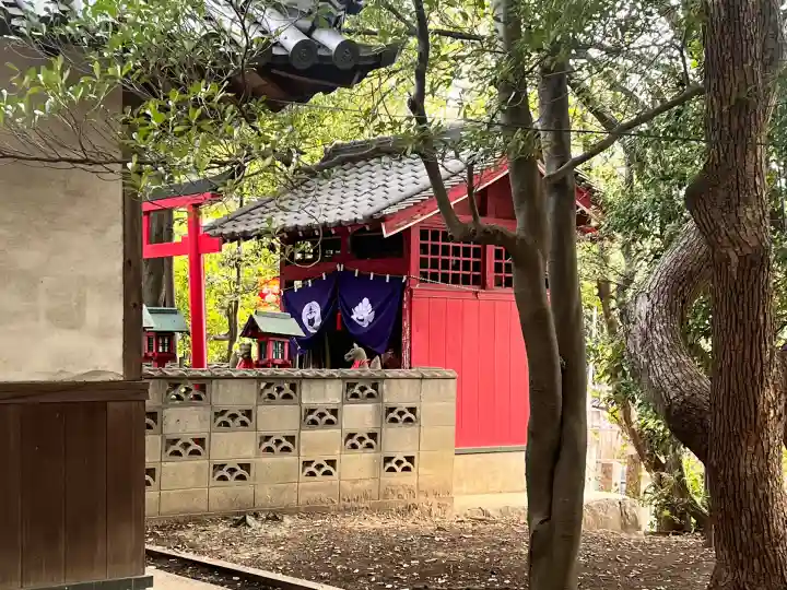 蜂田神社の{uncategorized: "未分類", other: "その他", undefined: "問題あり", building: "その他建物", grave: "お墓", sacred_gate: "鳥居", guardian: "狛犬", statue: "像", buddha: "仏像", history: "歴史", nature: "自然", garden: "庭園", animal: "動物", pagoda: "塔", temizu: "手水舎", mountain_gate: "山門・神門", sanctuary: "本殿・本堂", subordinate: "末社・摂社", art: "芸術", scenery: "景色", jizo: "地蔵", ema: "絵馬", goshuin: "御朱印", omikuji: "おみくじ", items: "授与品その他", amulet: "お守り", goshuincho: "御朱印帳", eats: "食事", festival: "お祭り", votive_dance: "神楽", shichigosan: "七五三参", wedding: "結婚式", experience: "体験その他", initially: "初詣", around: "周辺", anti_infection: "感染症対策"}