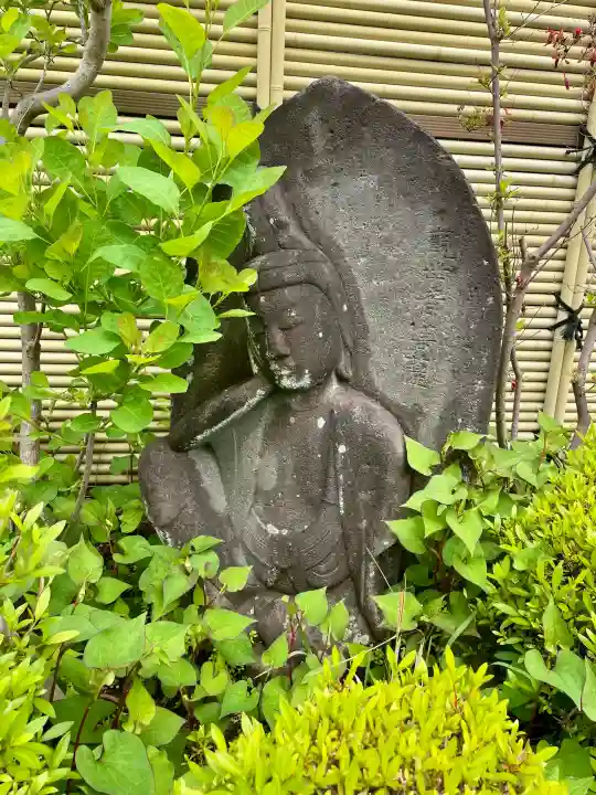 地蔵寺の{uncategorized: "未分類", other: "その他", undefined: "問題あり", building: "その他建物", grave: "お墓", sacred_gate: "鳥居", guardian: "狛犬", statue: "像", buddha: "仏像", history: "歴史", nature: "自然", garden: "庭園", animal: "動物", pagoda: "塔", temizu: "手水舎", mountain_gate: "山門・神門", sanctuary: "本殿・本堂", subordinate: "末社・摂社", art: "芸術", scenery: "景色", jizo: "地蔵", ema: "絵馬", goshuin: "御朱印", omikuji: "おみくじ", items: "授与品その他", amulet: "お守り", goshuincho: "御朱印帳", eats: "食事", festival: "お祭り", votive_dance: "神楽", shichigosan: "七五三参", wedding: "結婚式", experience: "体験その他", initially: "初詣", around: "周辺", anti_infection: "感染症対策"}