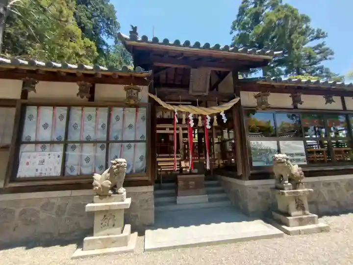 添御縣坐神社の{uncategorized: "未分類", other: "その他", undefined: "問題あり", building: "その他建物", grave: "お墓", sacred_gate: "鳥居", guardian: "狛犬", statue: "像", buddha: "仏像", history: "歴史", nature: "自然", garden: "庭園", animal: "動物", pagoda: "塔", temizu: "手水舎", mountain_gate: "山門・神門", sanctuary: "本殿・本堂", subordinate: "末社・摂社", art: "芸術", scenery: "景色", jizo: "地蔵", ema: "絵馬", goshuin: "御朱印", omikuji: "おみくじ", items: "授与品その他", amulet: "お守り", goshuincho: "御朱印帳", eats: "食事", festival: "お祭り", votive_dance: "神楽", shichigosan: "七五三参", wedding: "結婚式", experience: "体験その他", initially: "初詣", around: "周辺", anti_infection: "感染症対策"}
