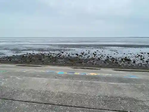 白洲濱宮の周辺