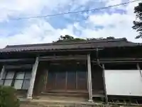 糸崎寺の本殿・本堂