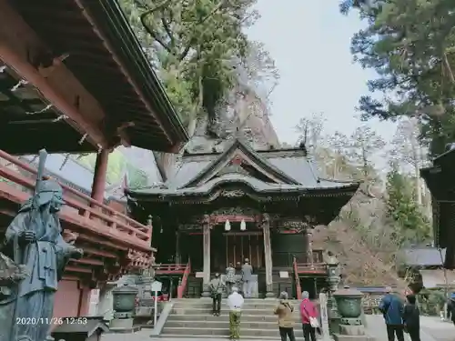 榛名神社の本殿