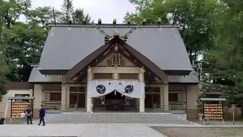 帯廣神社の本殿・本堂