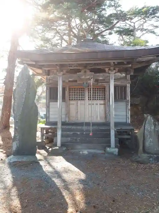 解脱院地蔵菩薩坐像の本殿・本堂