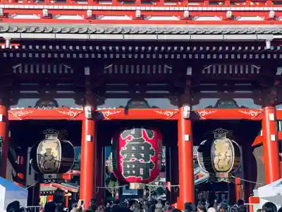 浅草寺の山門・神門
