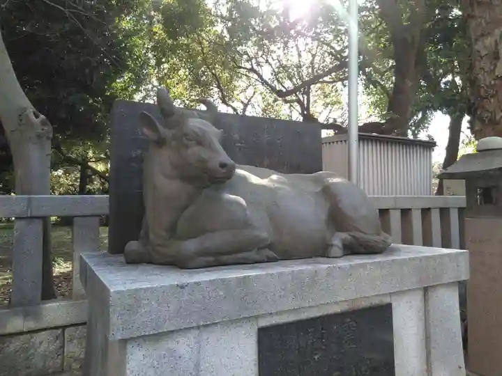 牛嶋神社の狛犬