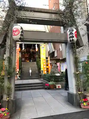 烏森神社の鳥居